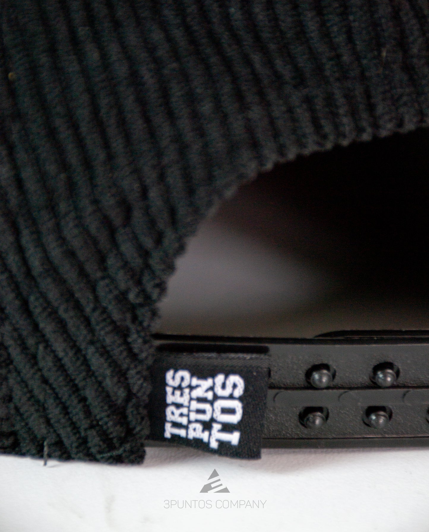 Gorra 5 Paneles Negra Pana