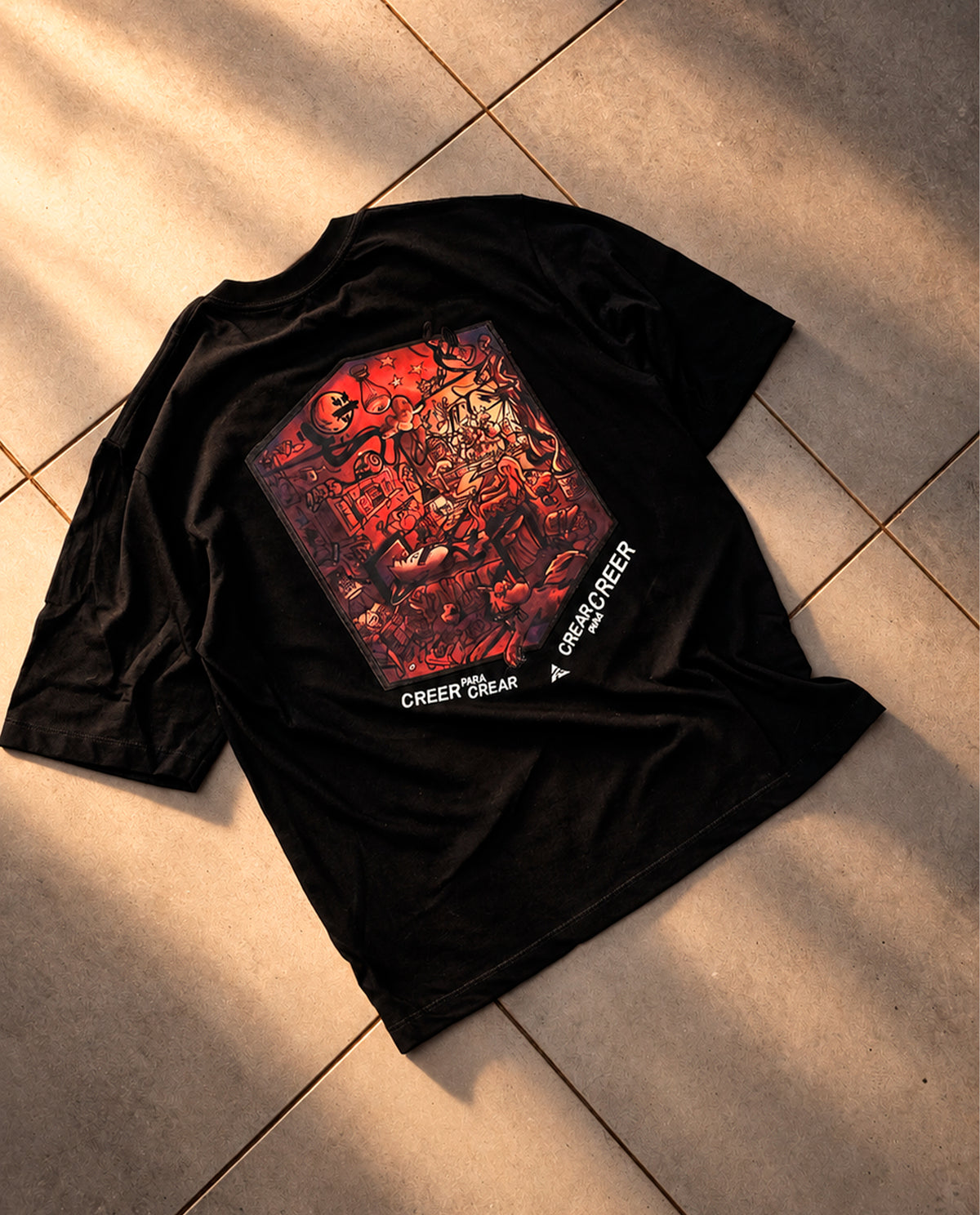 Camiseta Oversized - Oscuridad Bordada