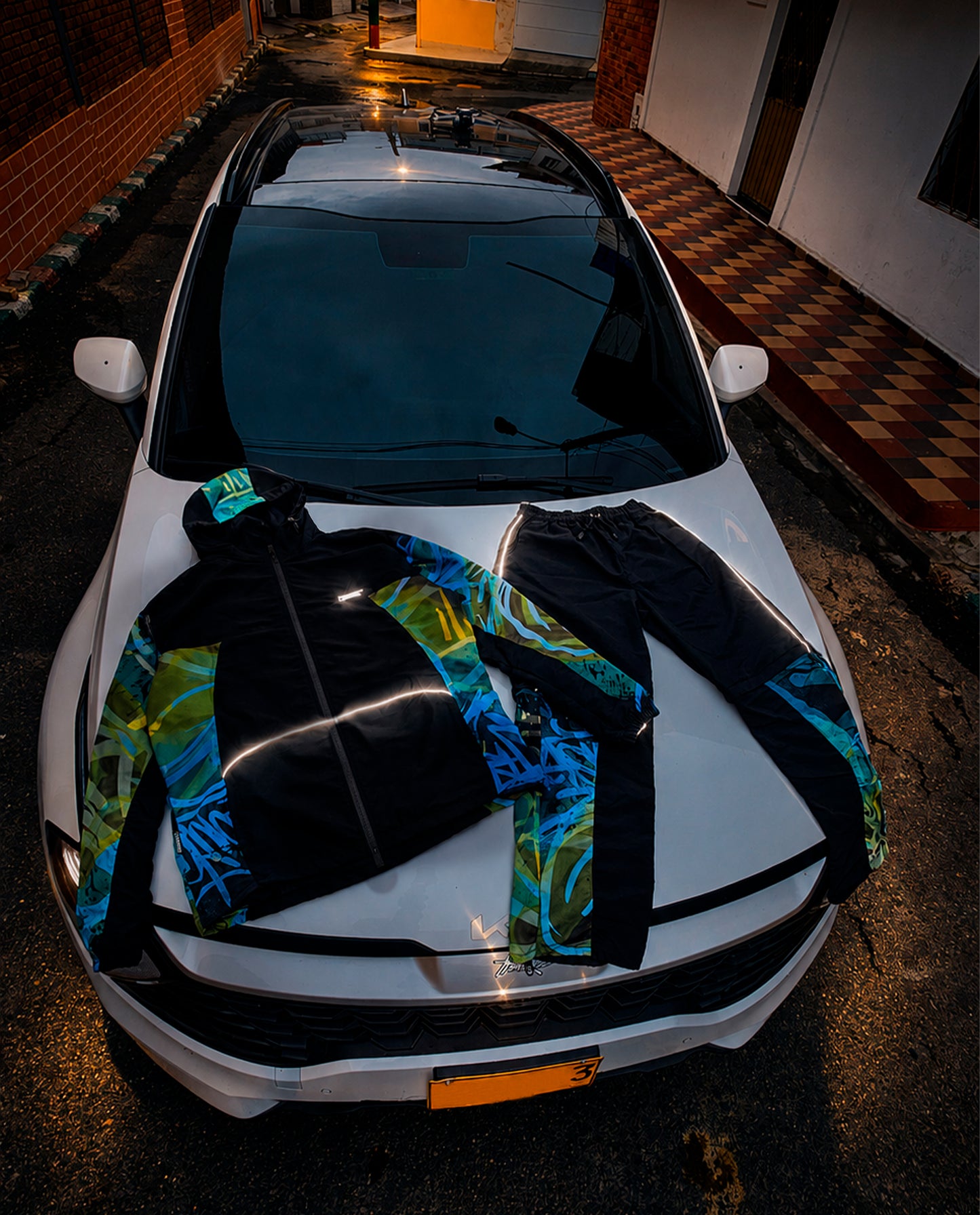 Conjunto Sudadera - Wild Code (Chaqueta, Pantalón, Pantaloneta)